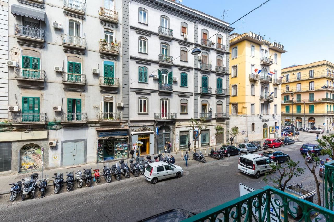 Central Station Family Apartment By Wonderful Italy Napoli Eksteriør billede
